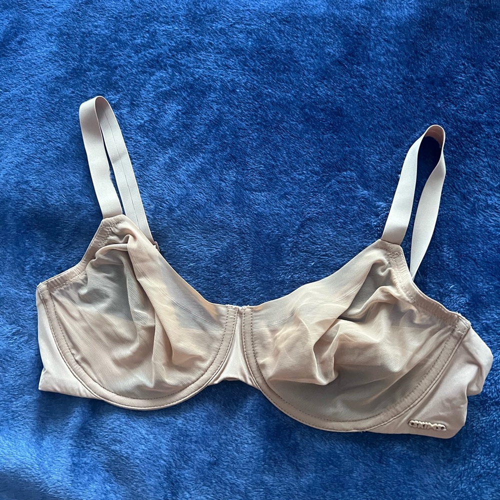 SKIMS Women's Cream Underwire Bra